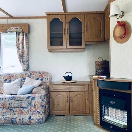 Holiday home Mobilheim U Vyrovicke Prehrady