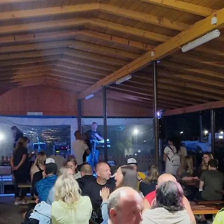 Mobilheim U Vyrovicke Prehrady * Vyrovice